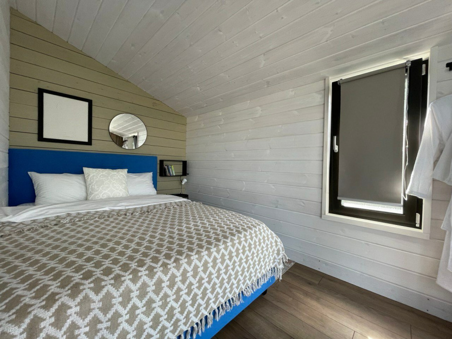 Фото Two House River