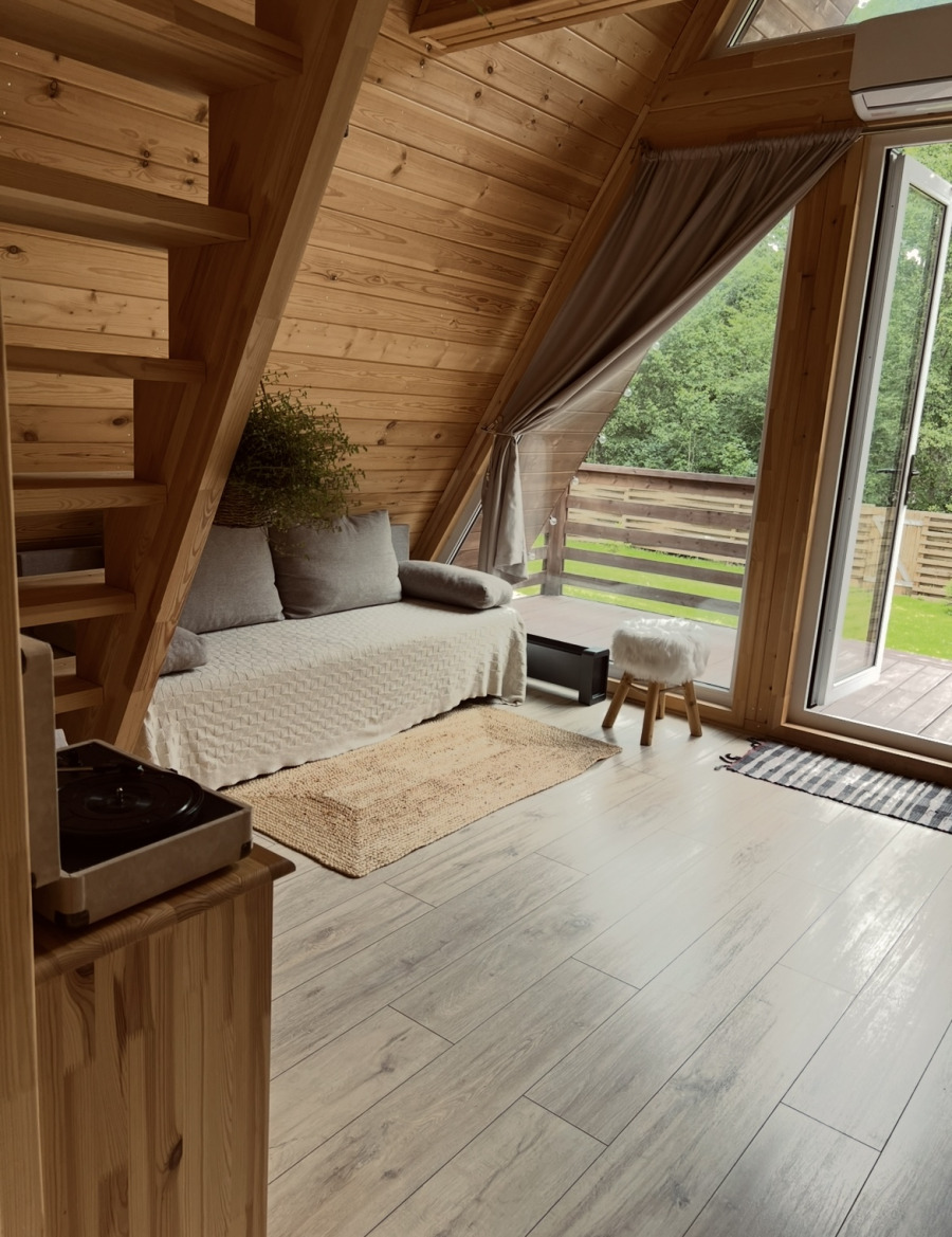 Фото Дом Углом